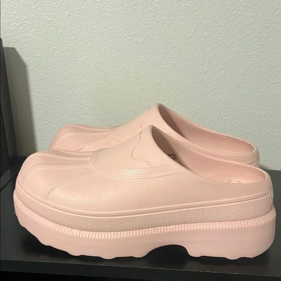 Sorel Pink Mules - Picture 2 of 4